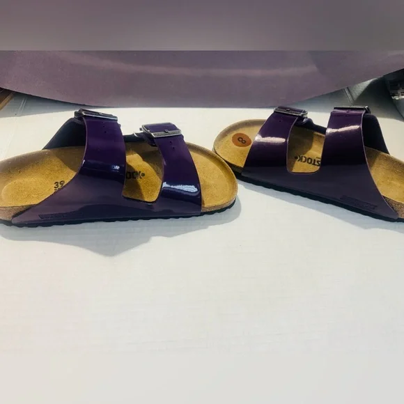 Birkenstock  Arizona  Purple  Patent sandals  Size 8 BNWT - Picture 4 of 9